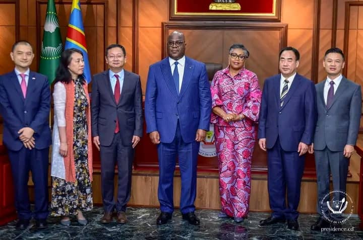 Contrat sino-congolais : Félix Tshisekedi donne des instructions aux Chinois pour la construction des infrastructures routières