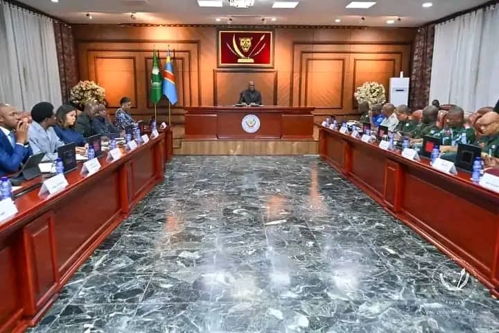 Situation sécuritaire à l’Est : Félix Tshisekedi donne des orientations au nouveau chef d’état-major général