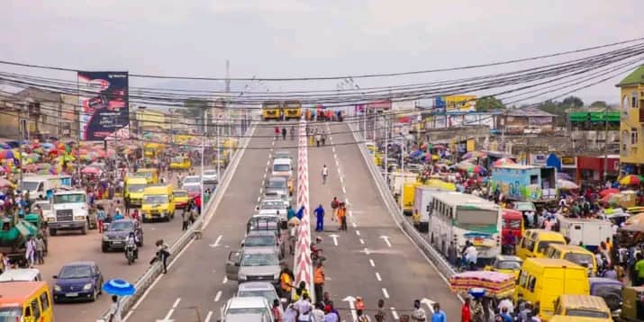 Kinshasa : Inflation des transports, embouteillages chroniques, l’État impuissant face au chaos quotidien