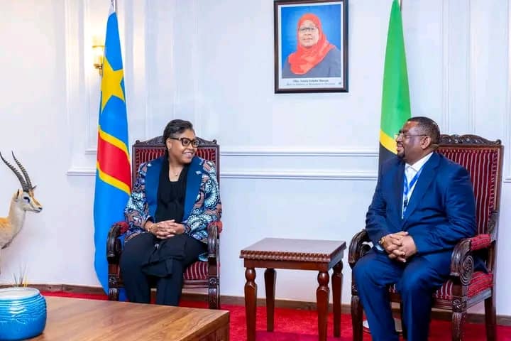 Sommet conjoint SADC – EAC : Très attendu en Tanzanie, Félix Tshisekedi délègue sa Première ministre
