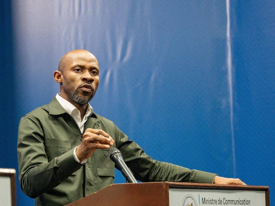 Dialogue avec le M-23 : Patrick Muyaya appelle à la prudence