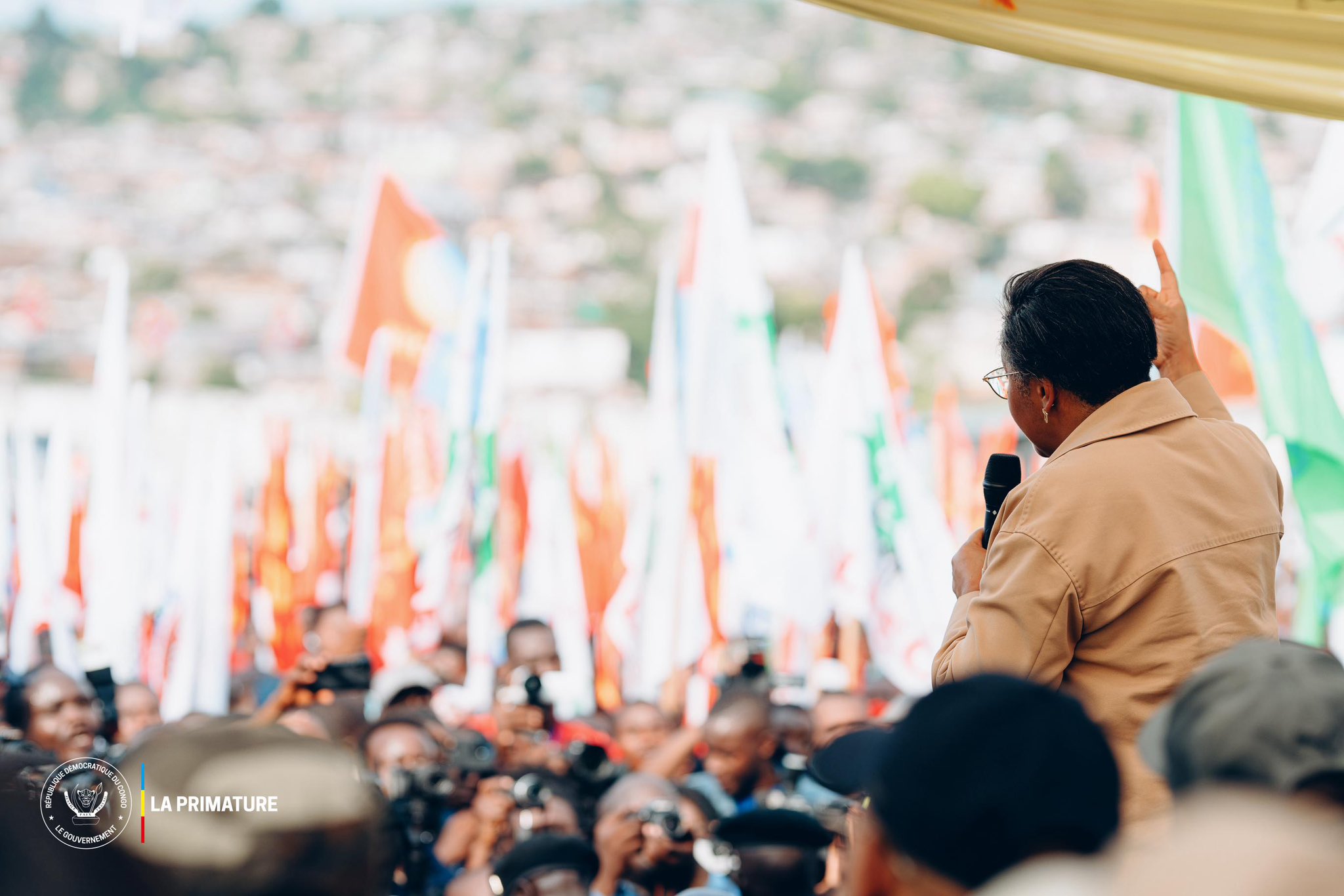 RDC : La Première ministre Judith Suminwa Tuluka en visite à Kikwit, un moment historique pour la ville