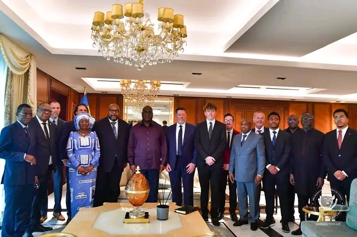 RDC : Félix Tshisekedi reçoit une délégation de pasteurs américains venus prier pour la paix à l’Est