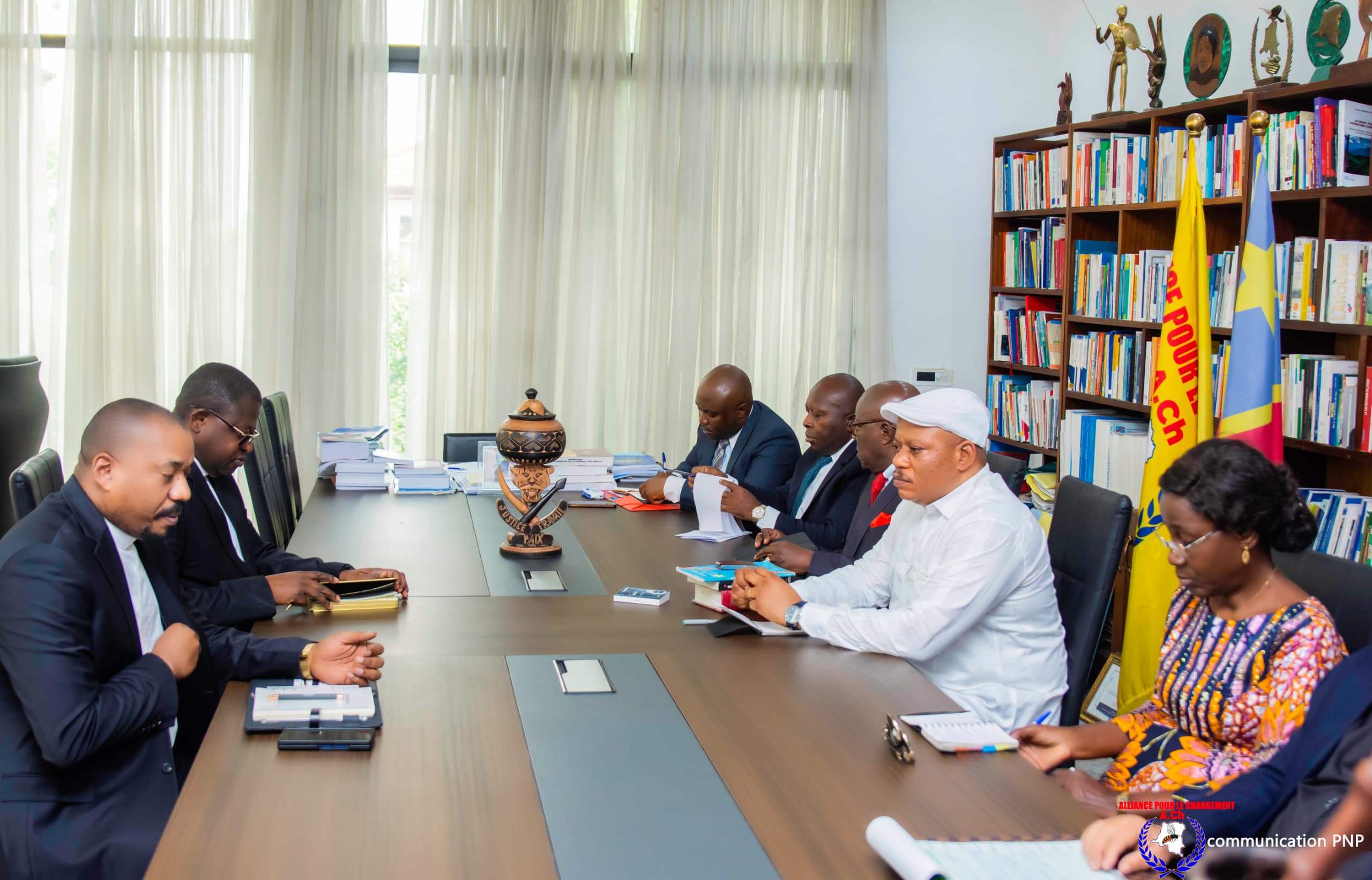 RDC: Jean-Marc Kabund échange avec une délégation de la CENCO/ECC autour du pacte social et du vivre-ensemble