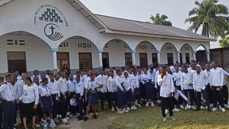 Sud-Ubangi : 23 chefs d’établissements sanctionnés pour surfacturation lors de l’Examen d’État 2025