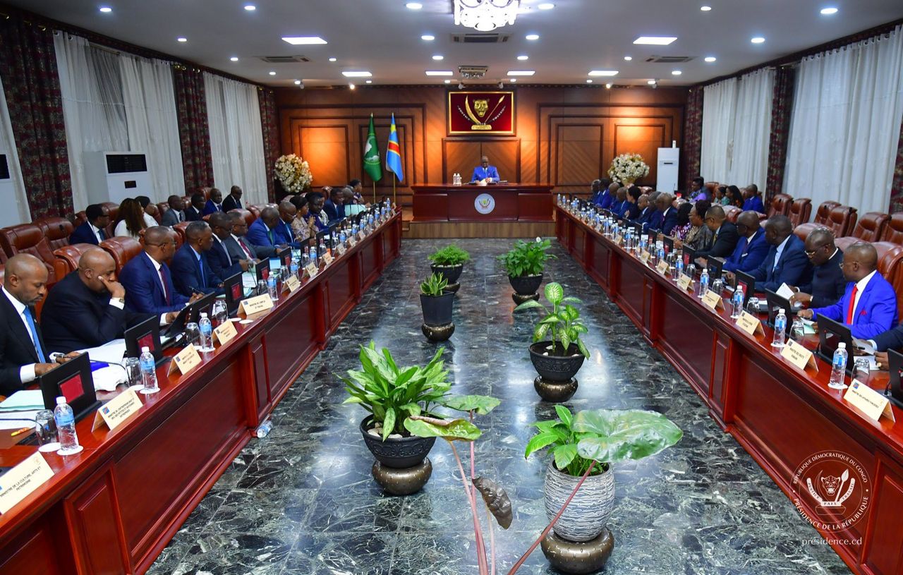 RDC – Premier Conseil des ministres du gouvernement Suminwa II : sécurité, éducation et relance stratégique à l’ordre du jour