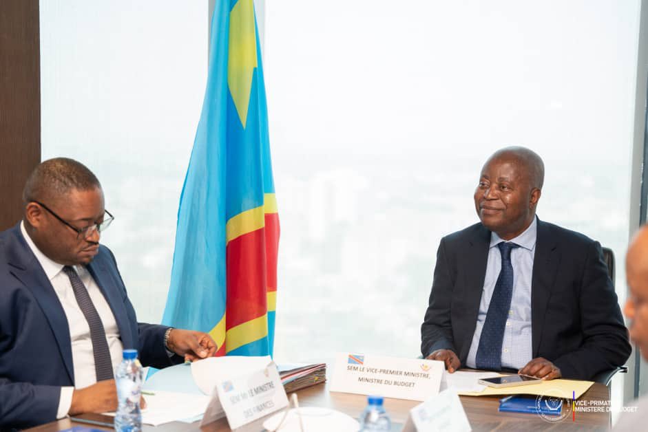 RDC : Adolphe Muzito fixe le cap d’un budget ambitieux à 13 milliards USD pour 2026