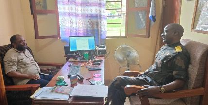 Ituri : À Mambasa, le député Abdallah Penembaka monte au front contre l’insécurité urbaine