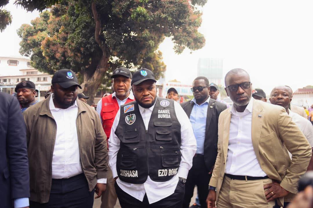 Kinshasa : Le gouverneur Bumba lance l’opération “Retour à la norme” pour restaurer l’ordre urbain