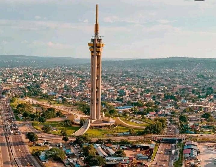 RDC : Kinshasa ordonne la fermeture des kermesses à l’approche de la rentrée scolaire