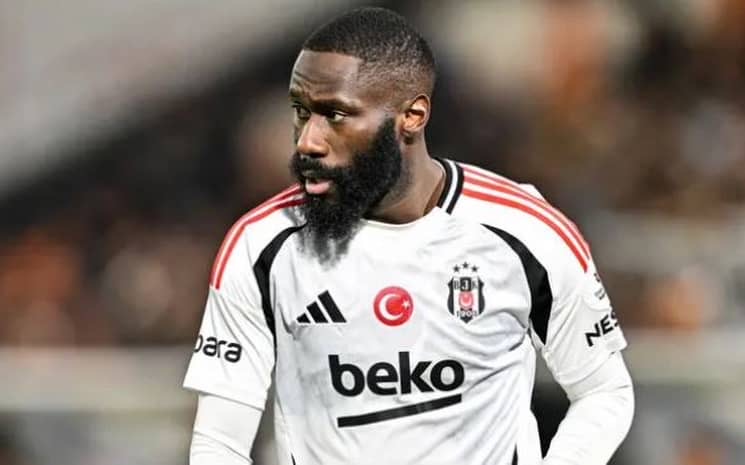 Mercato : Arthur Masuaku tout proche d’un retour en Premier League avec Sunderland