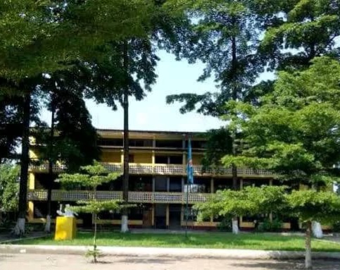 Kinshasa – Rentrée scolaire en demi-teinte à Masina : entre bancs vides et préoccupations sociales