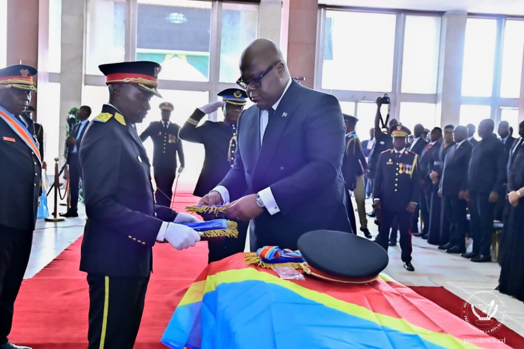 RDC : Hommage national aux généraux Cirimwami et Rubagisha, tombés au front