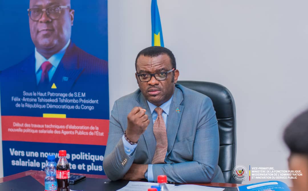 RDC : Jean-Pierre Lihau engage la régularisation des agents non mécanisés de l’administration publique