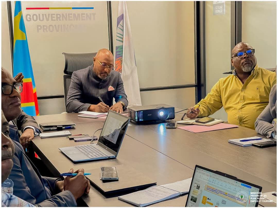 Kinshasa : Jesus-Noel Sheke prolonge le contrôle technique et promet l’ordre routier avec l’opération « tosa ba tosa yo »