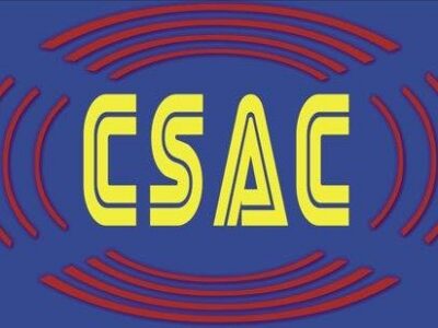 Piratage audiovisuel et fausses promesses de voyage : le CSAC suspend quatre chaînes de télévision à Kinshasa
