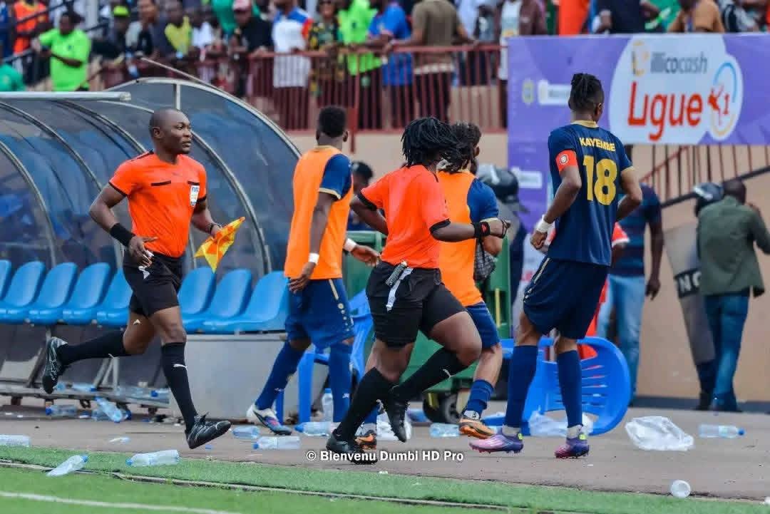 Linafoot : deux jours après les incidents du derby, V. Club et Les Aigles du Congo écopent d’amendes et de sanctions disciplinaires
