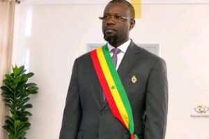 Ousmane Sonko : « Le Sénégal doit montrer à l’Afrique qu’une crise politique peut être affrontée sans violence »