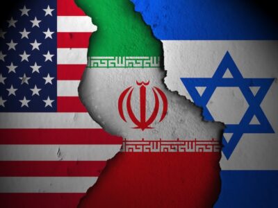 Iran, Israël et États-Unis : comprendre l’origine historique d’un conflit géopolitique explosif (Analyse d’Albert-Raphaël Ahindo)