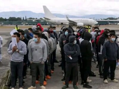 Dossier des migrants expulsés des États-Unis : une ressortissante colombienne quitte la RDC pour regagner son pays