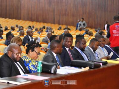 RDC : Les députés nationaux votent la loi sur les marchés boursiers