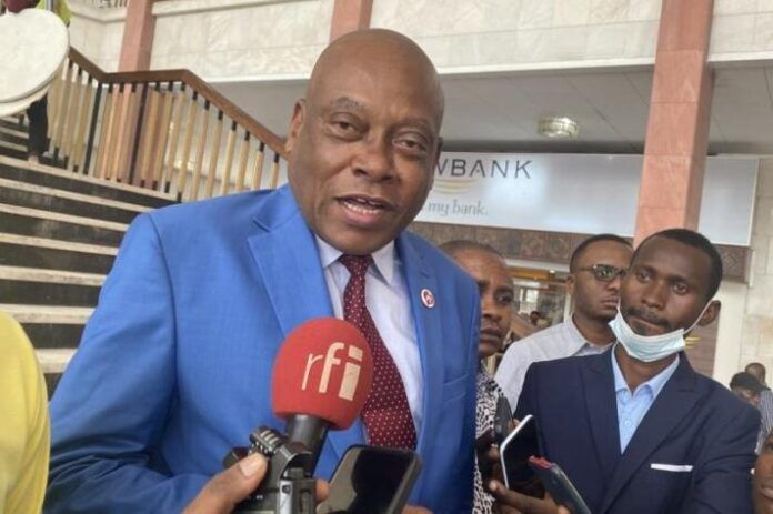 RDC : Plainte contre Félix Tshisekedi, Steve Mbikayi menace l’opposition de « poursuites et condamnations »